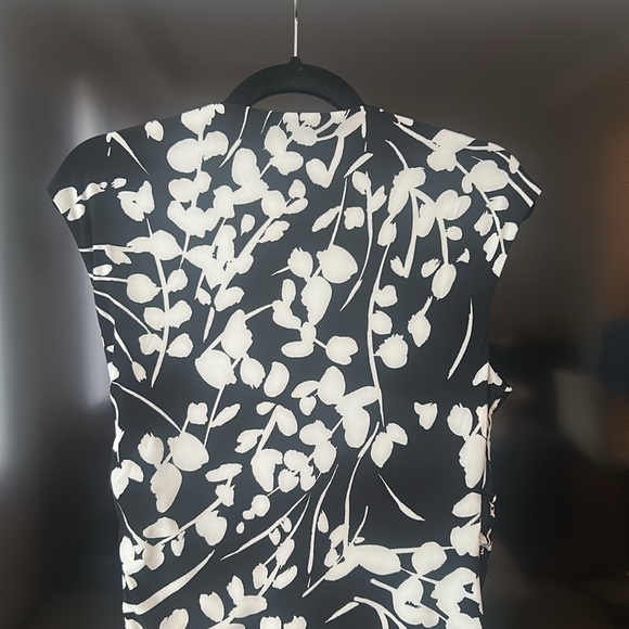 Anne Klein Black White Floral Sleeveless Surplice Wrap Midi Cocktail Dress Sz. M - Picture 7 of 17